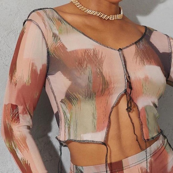 Pretty Little Thing Sheer Mesh Crop Top - Picture 2 of 4